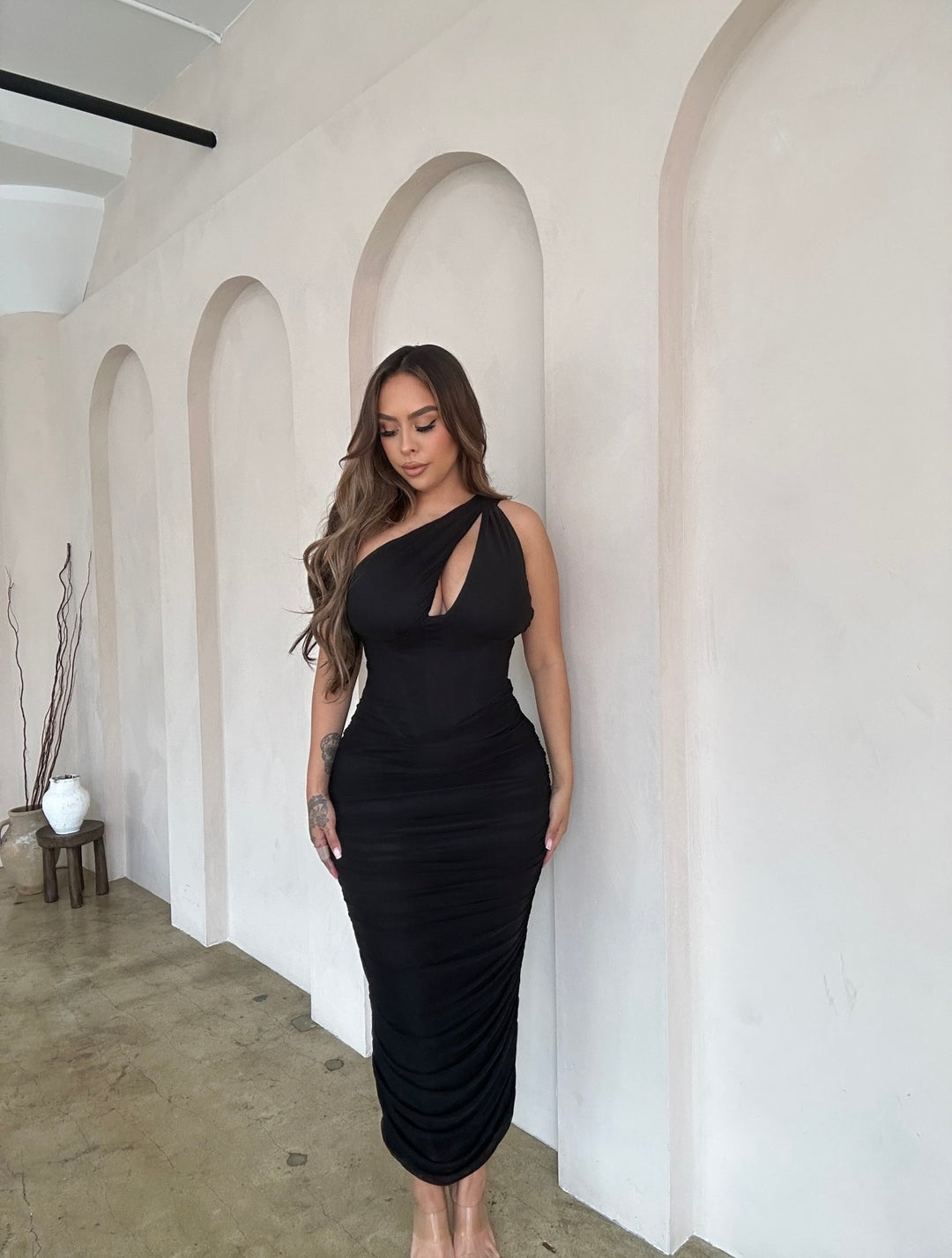 Lizette Ruched Bodycon Midi Dress- Black