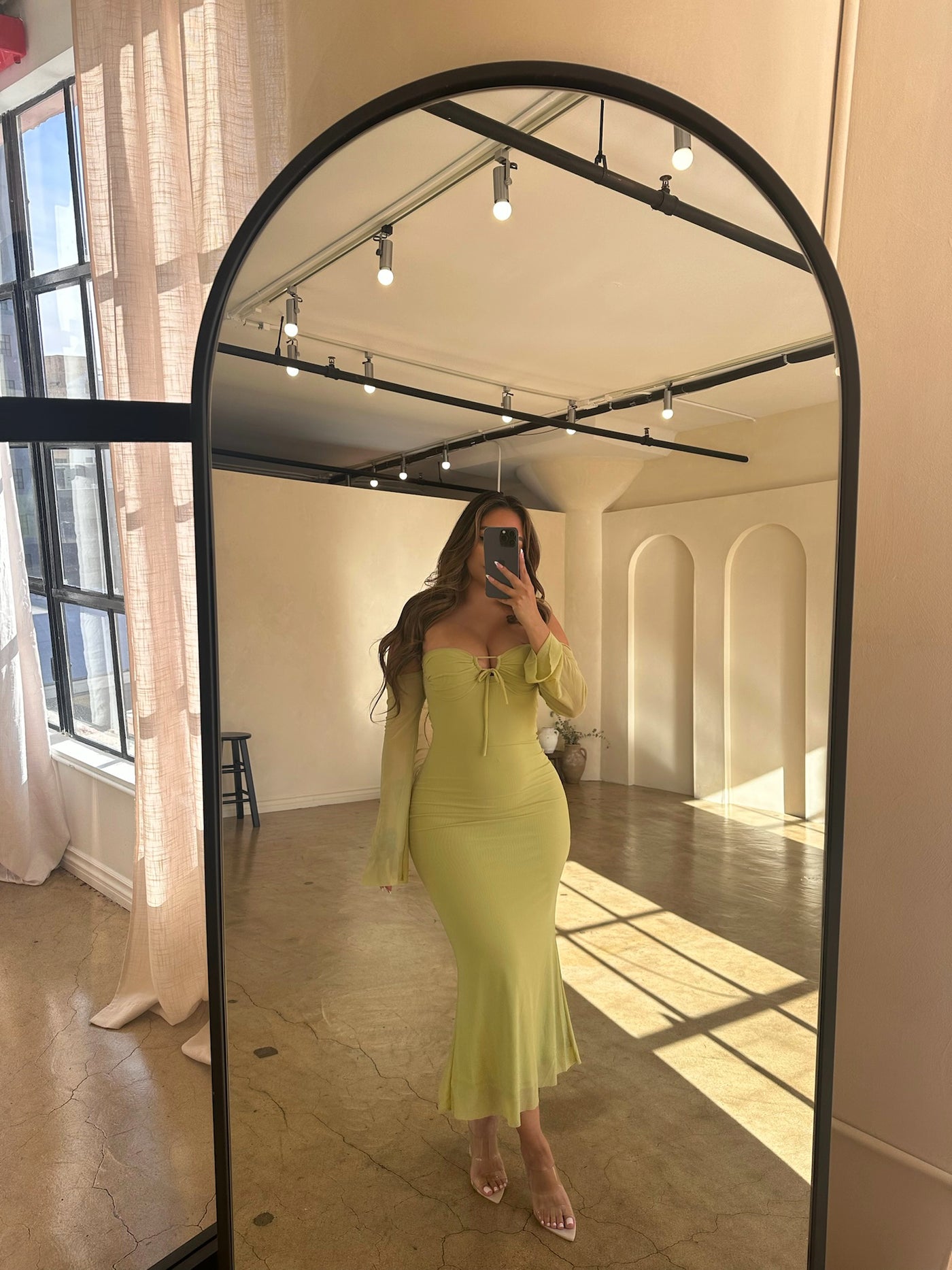 Elia Halter Midi Dress - Green S Elia Halter Midi Dress - Green S