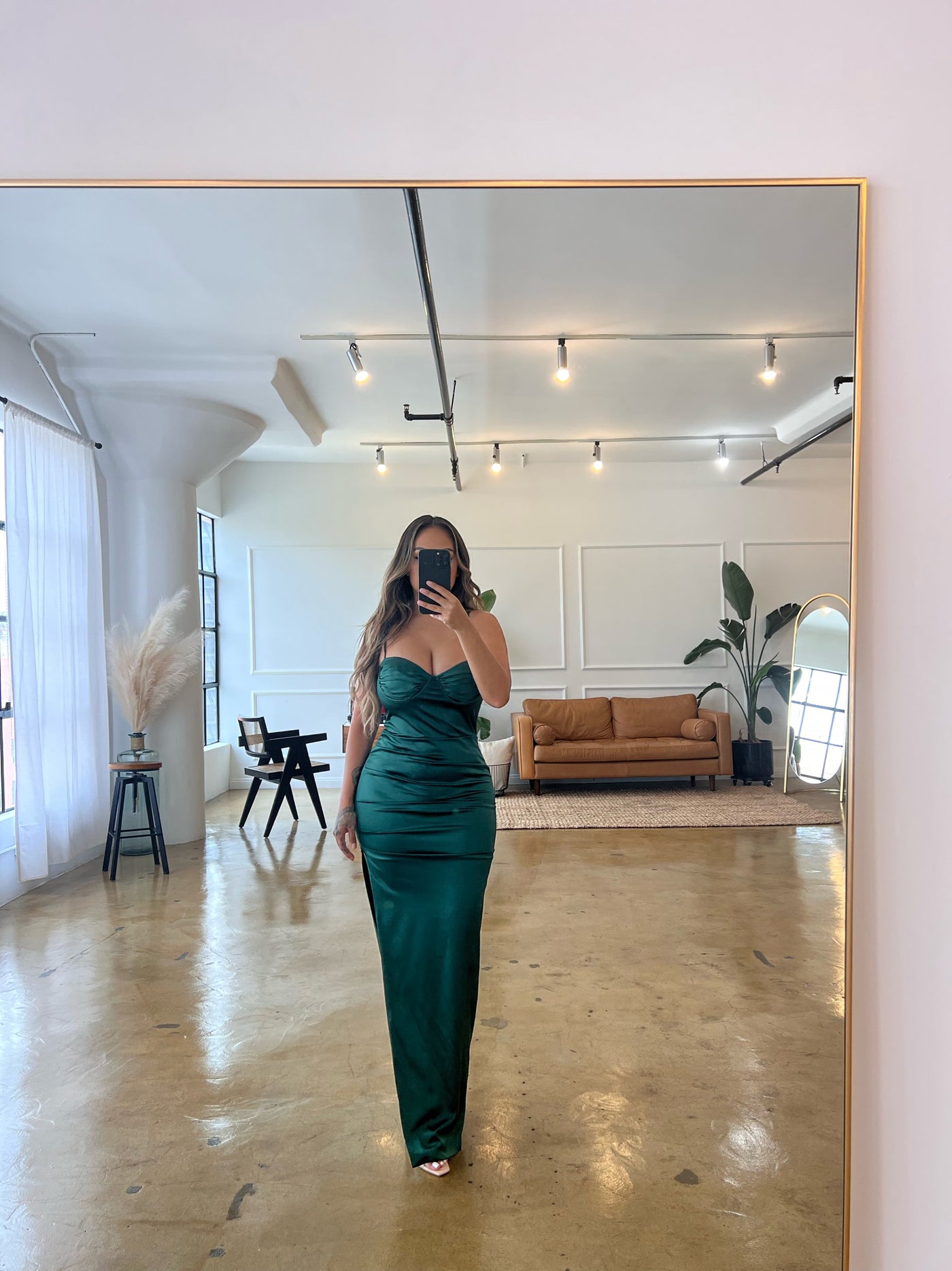 "LAYLA" Side Slit Satin Long Dress - Emerald Green - TOXIC ENVY BOUTIQUE 